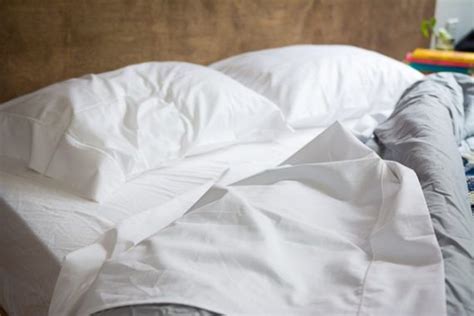 Made with 95 cotton and 5 Himalayan cashmere, Brooklinen's Heathered Cashmere comes in a full "Hardcore" set, which includes a fitted and a top sheet as well as four pillowcases and a duvet cover for a little under 500. . Wirecutter sheets